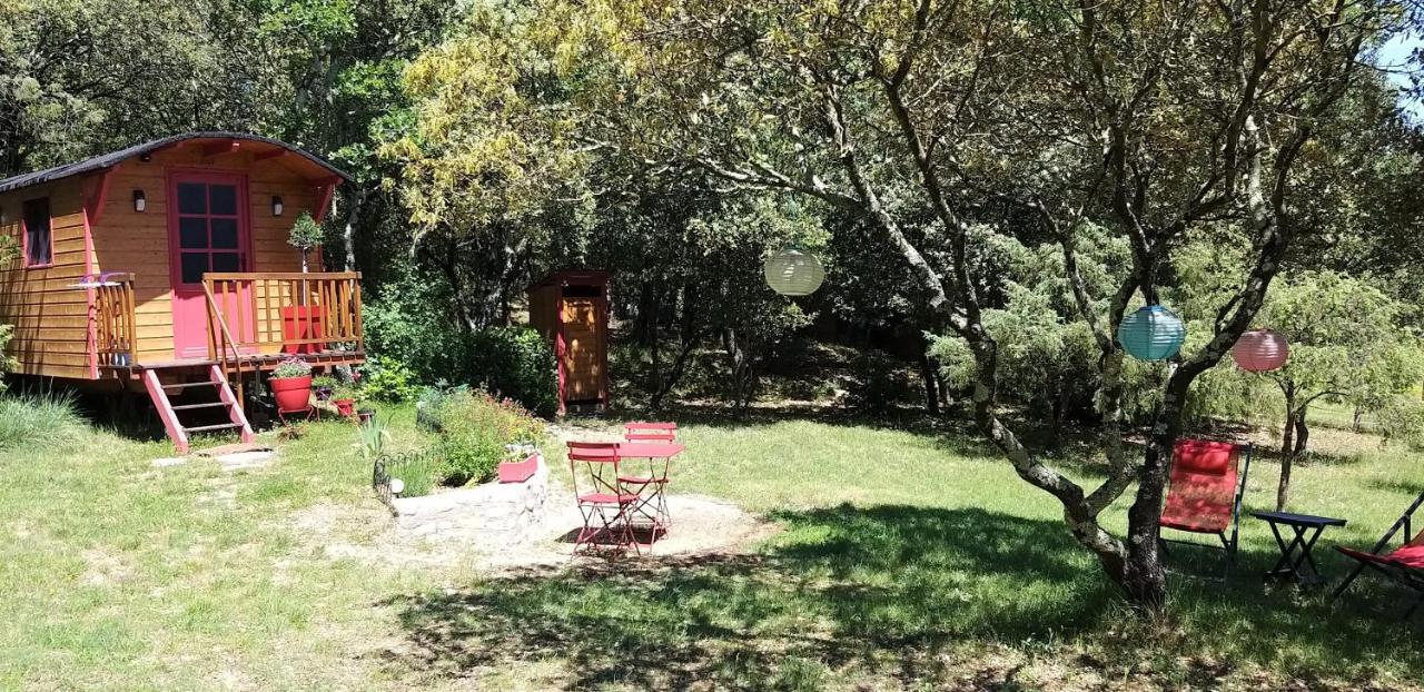 Roulotte Romantique Chauffee En Cevennes Monteils  Dış mekan fotoğraf