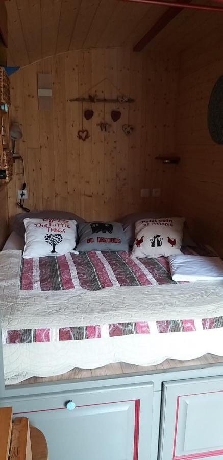 Roulotte Romantique Chauffee En Cevennes Monteils  Dış mekan fotoğraf